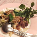 四川 MON 花 - 豚ハツ唐辛子炒め