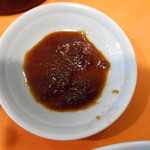 荻窪亭 - 餃子のタレ　おろしにんにく入り