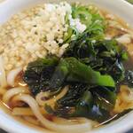 松屋 - 料理写真:わかめうどん
