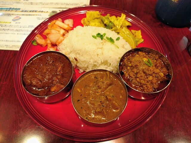 チーズケーキと彩りカレー Luna piena （ルナピエナ）のご予約