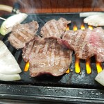 焼肉ジンギスカン つるや - 