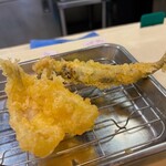 Tempura Maki - 天婦羅定食 1,030日圓 － 鱚魚、柳葉魚