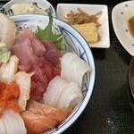 魚まる食堂 - 