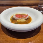 馳走西健一 - ◆金目鯛
      活け〆の金目鯛
      じゃがいものピューレ
      銀杏
      ブイヤーベースのスープ