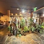 カフェ バー ジ アース - 内観