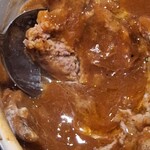 たくあん・牡丹亭 - ハンバーグが肉々しい