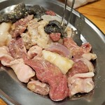 焼肉ホルモンもつ鍋しんちゃん - 