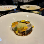 プルス ウルトラ - ムール貝のエスプーマや、ミキュイな鰆からは海が香って、意識が沿岸部へ・・・クレープボナシェーラとも美味しくマッチ。