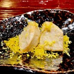 銀座 稲葉 - 20251226海老芋の唐揚げ、自家製カラスミの味噌漬け.