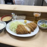 丸八とんかつ店 - 