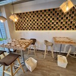 masu cafe - 店内