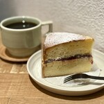 armadillo bakes & coffee - 