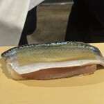 鮨 滉心 - 鯖寿司（切る前）