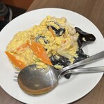 551蓬莱 本店 - キクラゲと豚肉の玉子炒め
