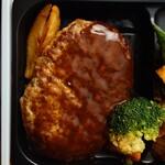 イーション - 濃厚デミグラスハンバーグ、ポテトフライ、ブロッコリー：2025/12/27