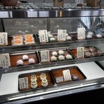 マル西製菓 ぺんぎん一番堂 - 冷蔵コーナー❗️