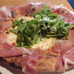 アロマ デル ソーレ - プロシュット　ルーコラ