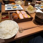 TONKATSU KEITA - 