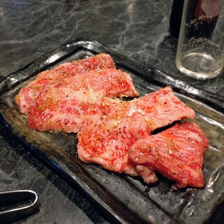 炭火焼肉 牛のまるやま_0