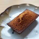 Latelier blanc - 料理写真:・フィナンシェ 280円/税込