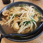 ベトコンラーメン 新京 高蔵寺店 - 