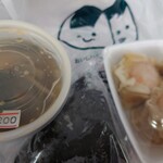 相田米店 - おにぎりの大きさはシニアお子さま向け