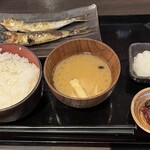 炭火焼干物定食 しんぱち食堂 - 料理写真:朝いわし定食