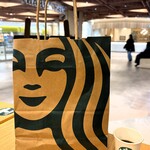 スターバックスコーヒー - 店内にて