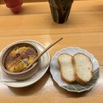 鷹ノ橋　清耽 - 牡蠣の味噌焼き。複雑濃厚な旨味に味付けで絶品でした。