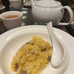 萬珍樓點心舗 - 叉焼と海老の炒飯