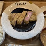 厚切りレアとんかつ まことん - 