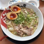 まこと屋 - 料理写真:\(=^‥^)/’`煮玉子鶏じゃん