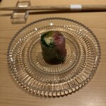 鮨 めい乃 - まぐろとハーブの生春巻き