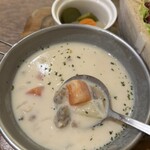 カフェ クリックス - 温まるクラムチャウダー