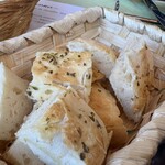 アル・ロドデンドロ - 素焼きのピザフォッカチャ