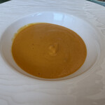 アル・ロドデンドロ - 地元産ニンジンのスープ