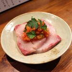 Hachihare - ブリのお刺身　煮浸し風パプリカと青唐のソース