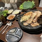 コリアンダイニング ぽちゃ - 