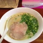 麺屋 菜々兵衛 本店 - 鶏白湯 塩ラーメン