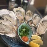 牡蠣と日本酒 四喜 池袋西口駅前店 - 