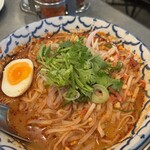 カオマンガイ12号 - トムヤムクン