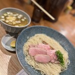 아라야시키 - 시오 다시마 물에 담근 면 특제 토핑