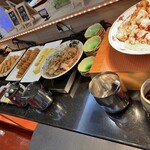 ホテル法華クラブ函館 - ホットメニュー　豚丼風炒め・イカメンチ・ほっけのフライなど