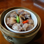 豪普生达咖啡吧 - 2014.12 肉の下にはピーナッツ、、底上げ？