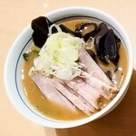 つじ田 - 『濃厚特製つけ麺』スープ（全部のせ）