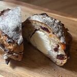 Slō - クランベリーとドライオレンジのカンパーニュ