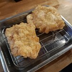 骨付鳥、からあげ、ハイボール がブリチキン。 - もも