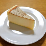 菓子と珈琲 暖 - カマンベールチーズケーキ
