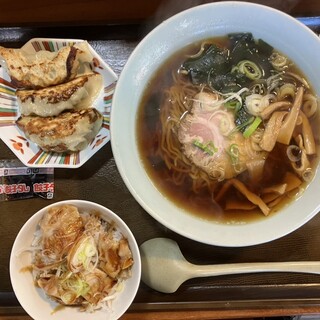 食事処あらきや_0