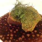 豚舌とレンズ豆のバルサミコ煮込み